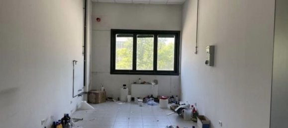 Lagerhaus in Moglia, Italy 413m², Nr. 370562 21