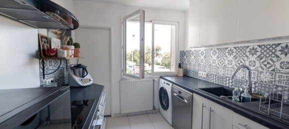 Квартира с 2 спальнями в Эшироль, Франция № 320396 2