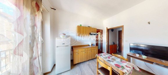 1 bedroom Apartment in Turin, Italy No. 77020 9