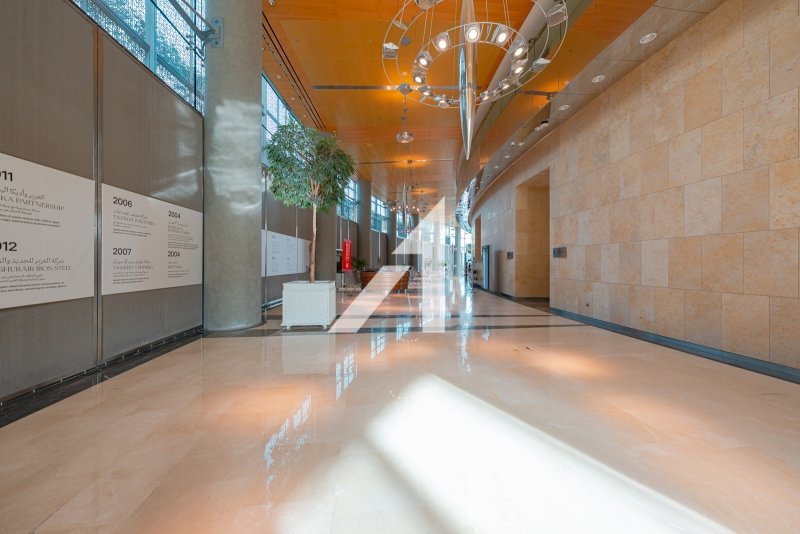 1653.7m² Office in Dubai, UAE No. 68058