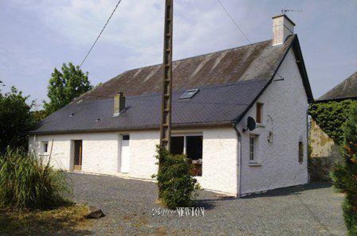 2 bedrooms House in Periers, France No. 5369