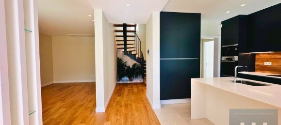 3 Schlafzimmer Haus in Funchal, Portugal, Nr. 239088 29