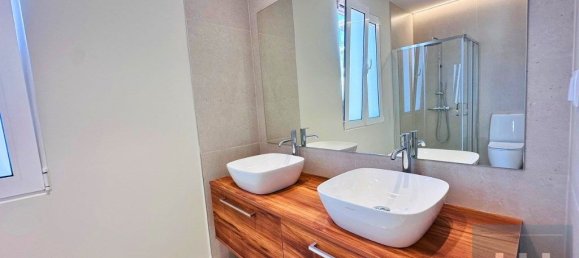 3 Schlafzimmer Haus in Funchal, Portugal, Nr. 239088 12