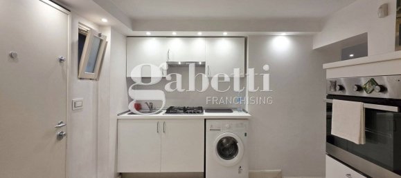 1 bedroom Apartment in Milan, Italy No. 337498 10