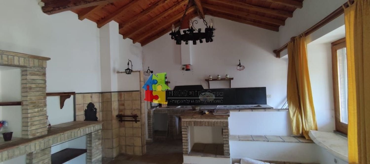 Casa de 5 divisões em Motta Camastra, Italy N.º 265165