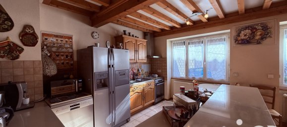 4 bedrooms Townhouse in Poncin, France No. 204403 3