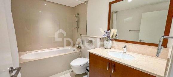 Квартира с 2 спальнями в Даунтаун Дубай (Даунтаун Бурдж Дубай), ОАЭ № 27795 10