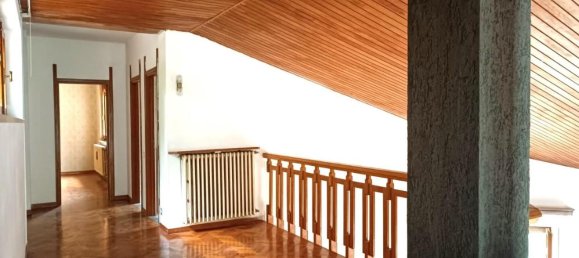 10-Zimmer Villa in Castelnuovo di Garfagnana, Italy, Nr. 129802 13