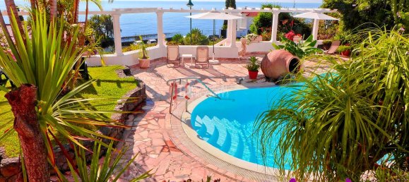 11 bedrooms Hotel in Canico, Portugal No. 127815 12