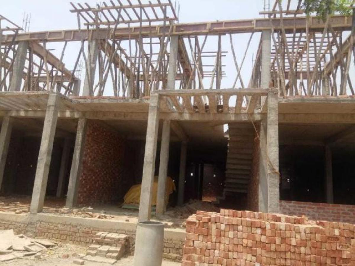 3 bedrooms House in Lucknow, India No. 19684