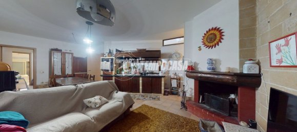 4 rooms Duplex in Lizzanello, Italy No. 197239 3