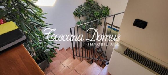 5 rooms House in Siena, Italy No. 18861 18