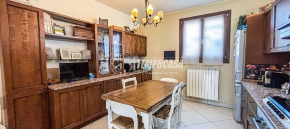 3 rooms Apartment in Fiorano Modenese, Italy No. 158706 6