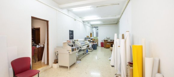 Коммерческая недвижимость 360м² в Гранада, Испания № 24401 30