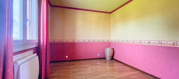 3 bedrooms House in Ain, France No. 208111 13