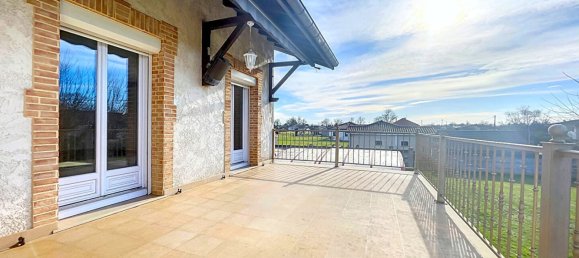 3 bedrooms House in Ain, France No. 208111 4