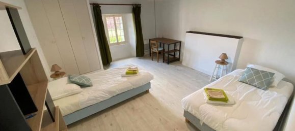 Дом с 7 спальнями в Манш, Франция № 357337 15