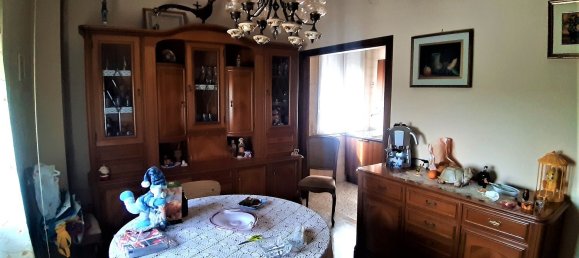 7 rooms House in Guastalla, Italy No. 74075 4