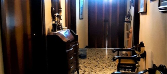 7 rooms House in Guastalla, Italy No. 74075 10