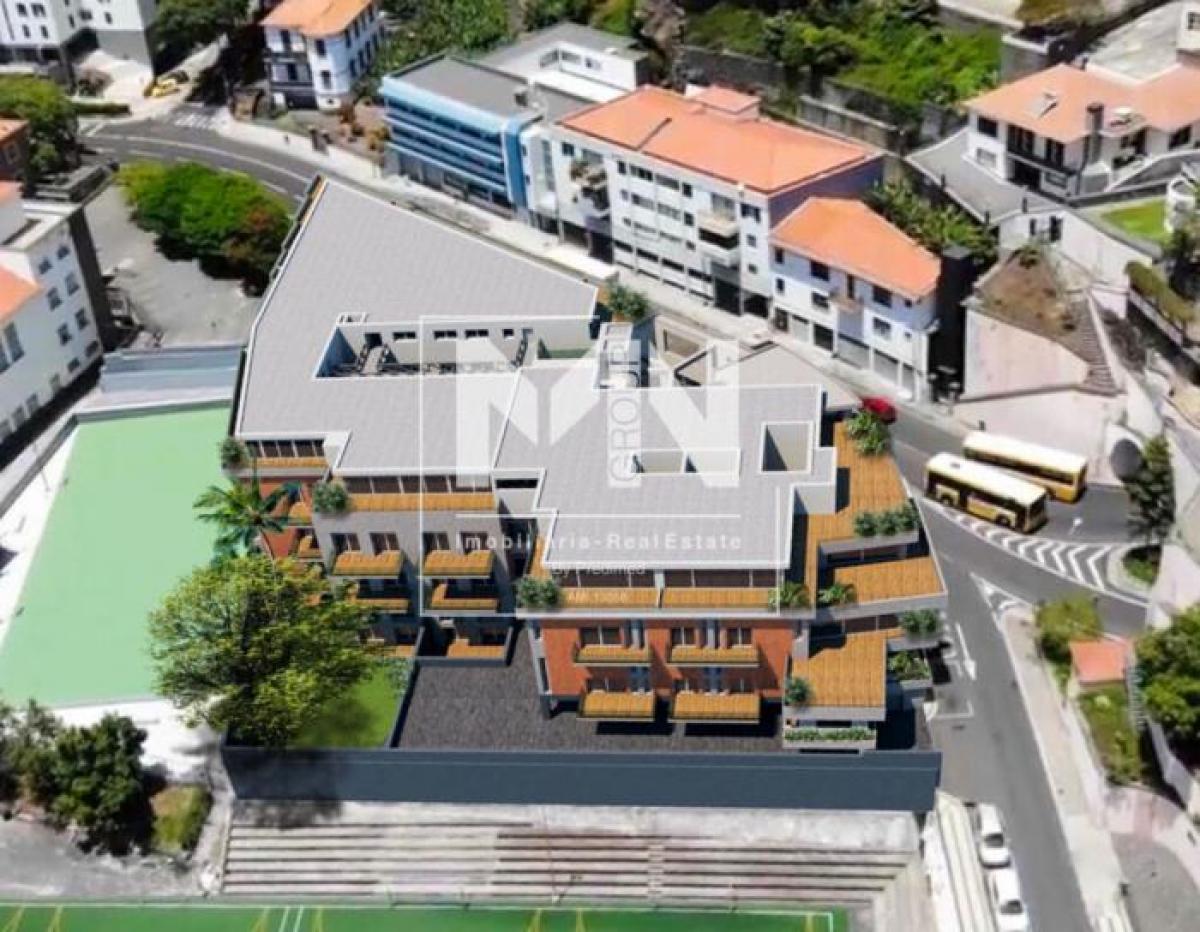 2 bedrooms Apartment in Funchal, Portugal No. 684