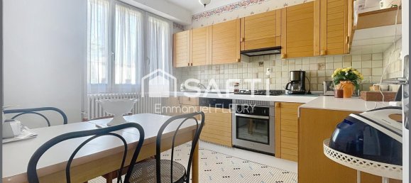 5 bedrooms House in Nantes, France No. 288844 3