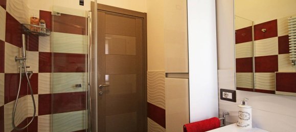 2 bedrooms Apartment in Parma, Italy No. 309453 19