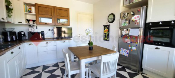 3-Zimmer Wohnung in Como, Italy, Nr. 329286 6