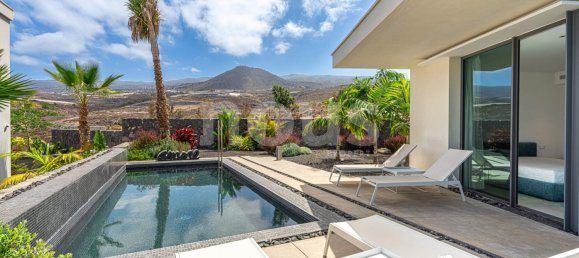 3 bedrooms Villa in Abama, Spain No. 16184 4