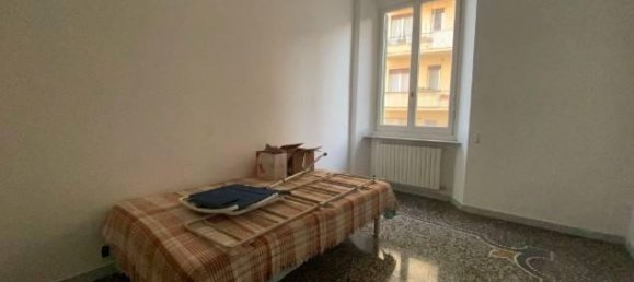 3 rooms Apartment in Genoa, Italy No. 31071 21