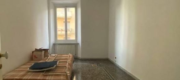 3 rooms Apartment in Genoa, Italy No. 31071 22