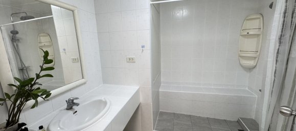 شقة 2 غرف نوم  في Watthana, Thailand رقم 63581 11