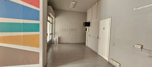 Gewerbliche Immobilie in Genoa, Italy 90m², Nr. 172279 4