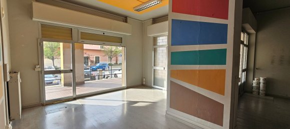 Gewerbliche Immobilie in Genoa, Italy 90m², Nr. 172279 5