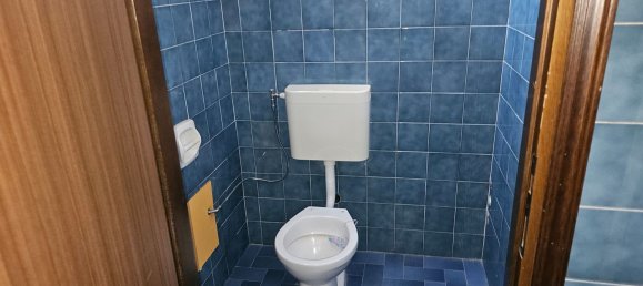 Gewerbliche Immobilie in Genoa, Italy 90m², Nr. 172279 27