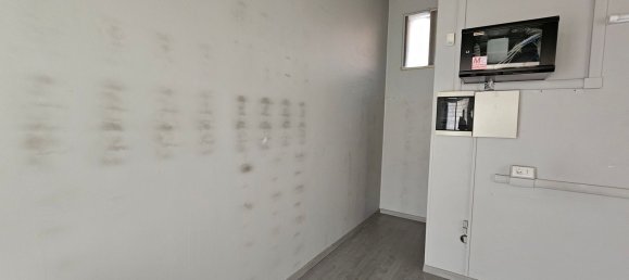 Gewerbliche Immobilie in Genoa, Italy 90m², Nr. 172279 19