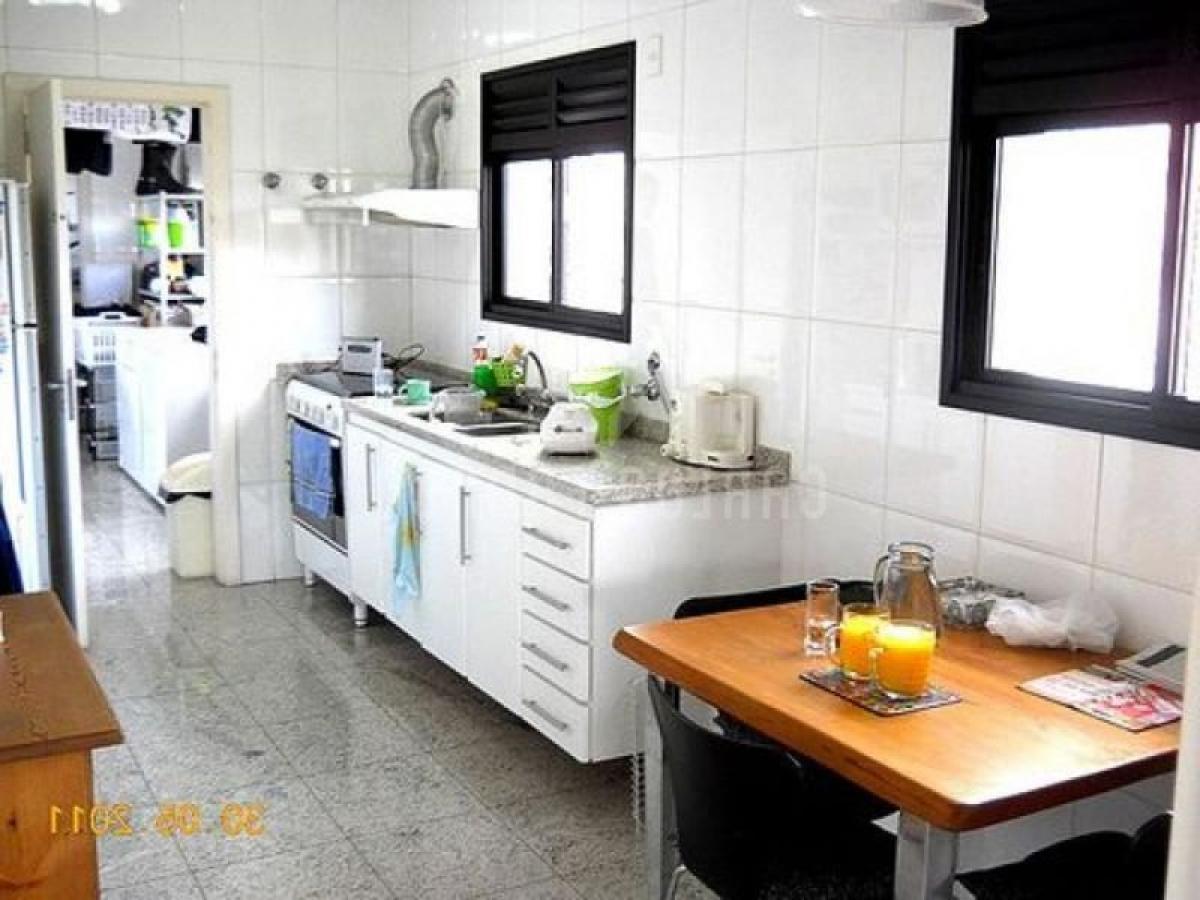 4 bedrooms Apartment in Sao Paulo, Brazil No. 593752