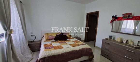 4 chambres Penthouse à Luqa, Malta No. 2416 13