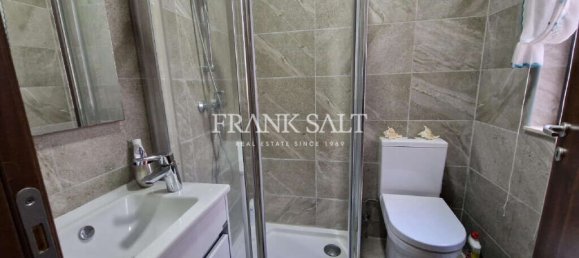 4 chambres Penthouse à Luqa, Malta No. 2416 14