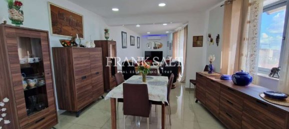 4 chambres Penthouse à Luqa, Malta No. 2416 4