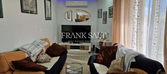 4 chambres Penthouse à Luqa, Malta No. 2416 3