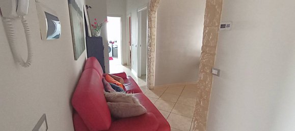 2 rooms Apartment in Cinisello Balsamo, Italy No. 287567 3