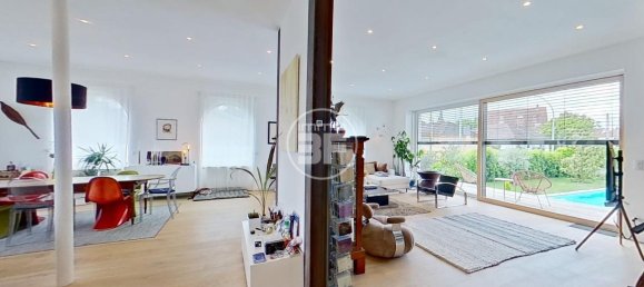 6 bedrooms Villa in Saint-Louis, France No. 267740 2