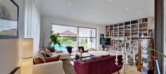 6 bedrooms Villa in Saint-Louis, France No. 267740 13