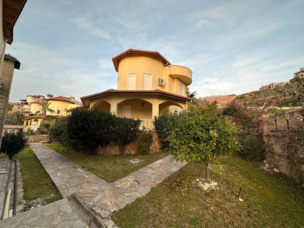 Villa 3+1 in Alanya, Turkey, Nr. 17931