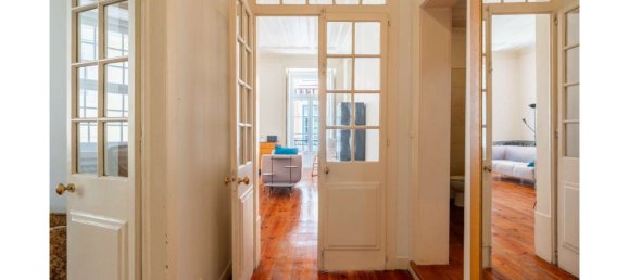 3 bedrooms Apartment in Lisbon, Portugal No. 110375 7