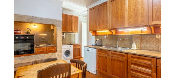 3 bedrooms Apartment in Lisbon, Portugal No. 110375 8