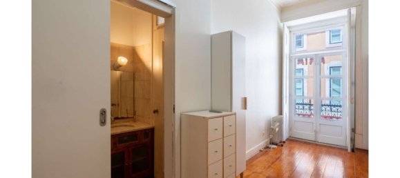 3 bedrooms Apartment in Lisbon, Portugal No. 110375 19