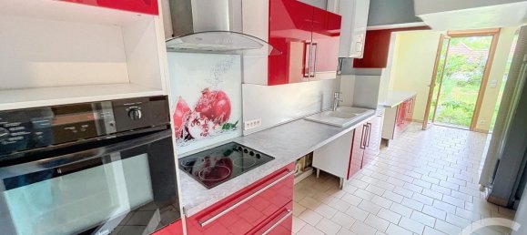 3 bedrooms House in Reims, France No. 219045 2