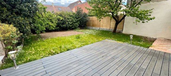 3 bedrooms House in Carrieres-sous-Poissy, France No. 143547 7