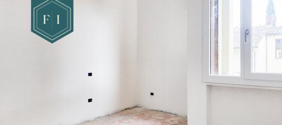 2 bedrooms Apartment in Florence, Italy No. 378809 5